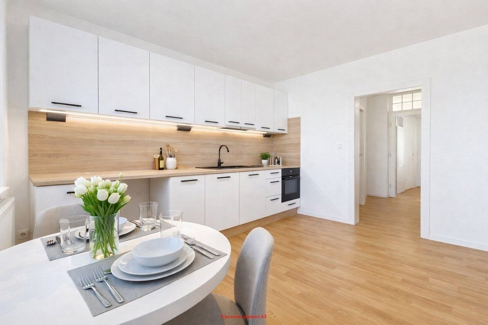 Pronájem bytu 2+1 56 m² — photo 2
