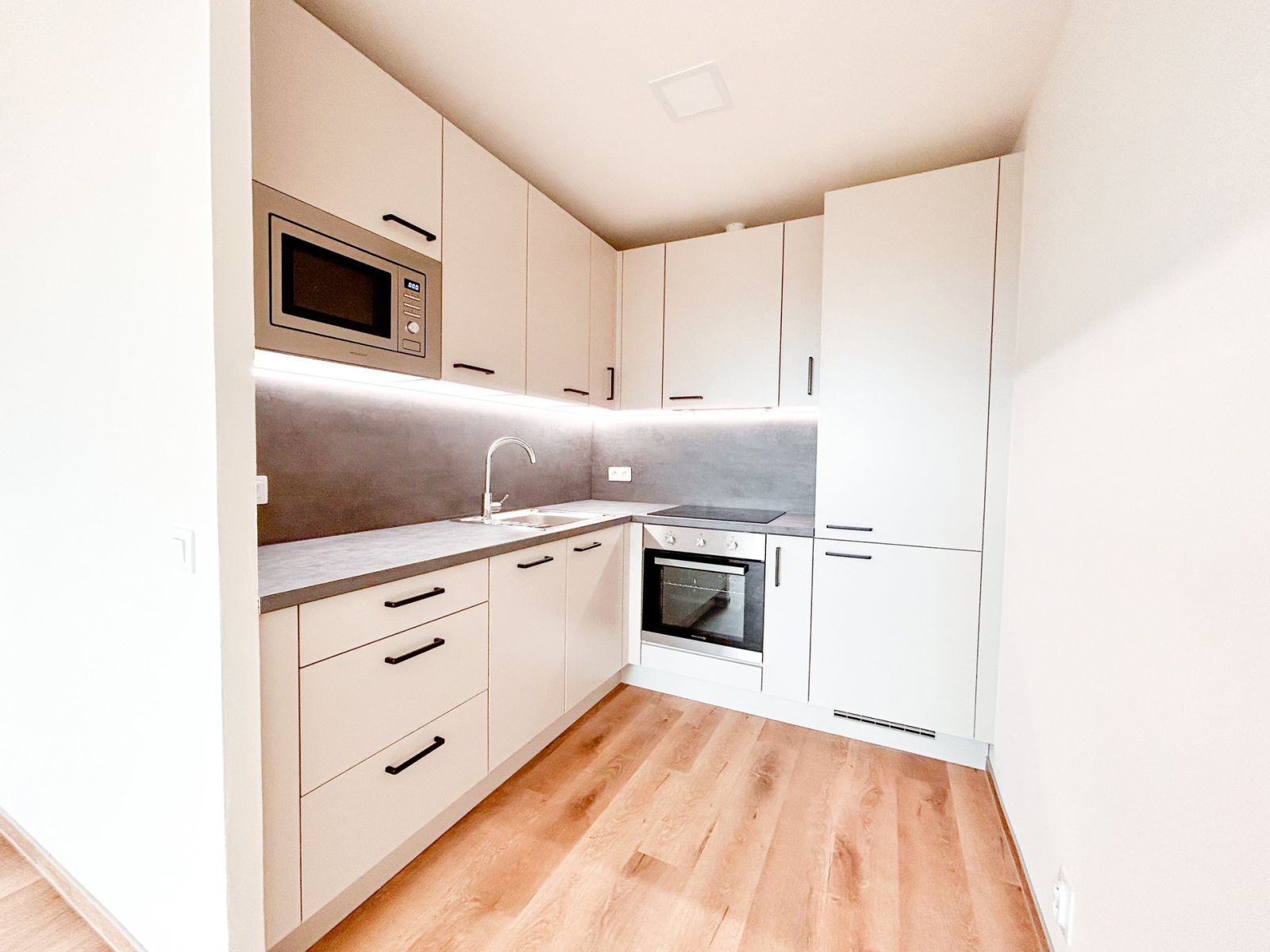 Pronájem bytu 2+kk 44 m²