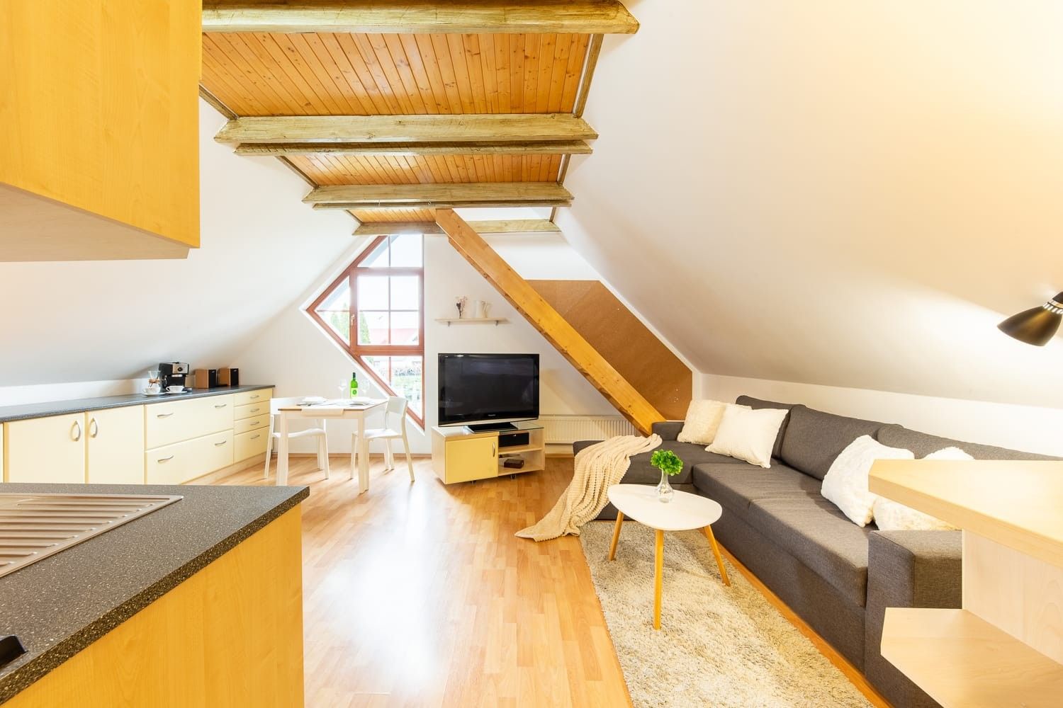 Pronájem bytu 1+kk 36 m²