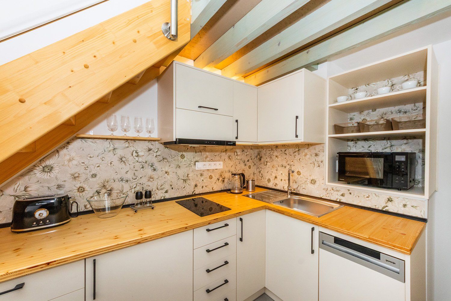 Pronájem bytu  30 m² — photo 3