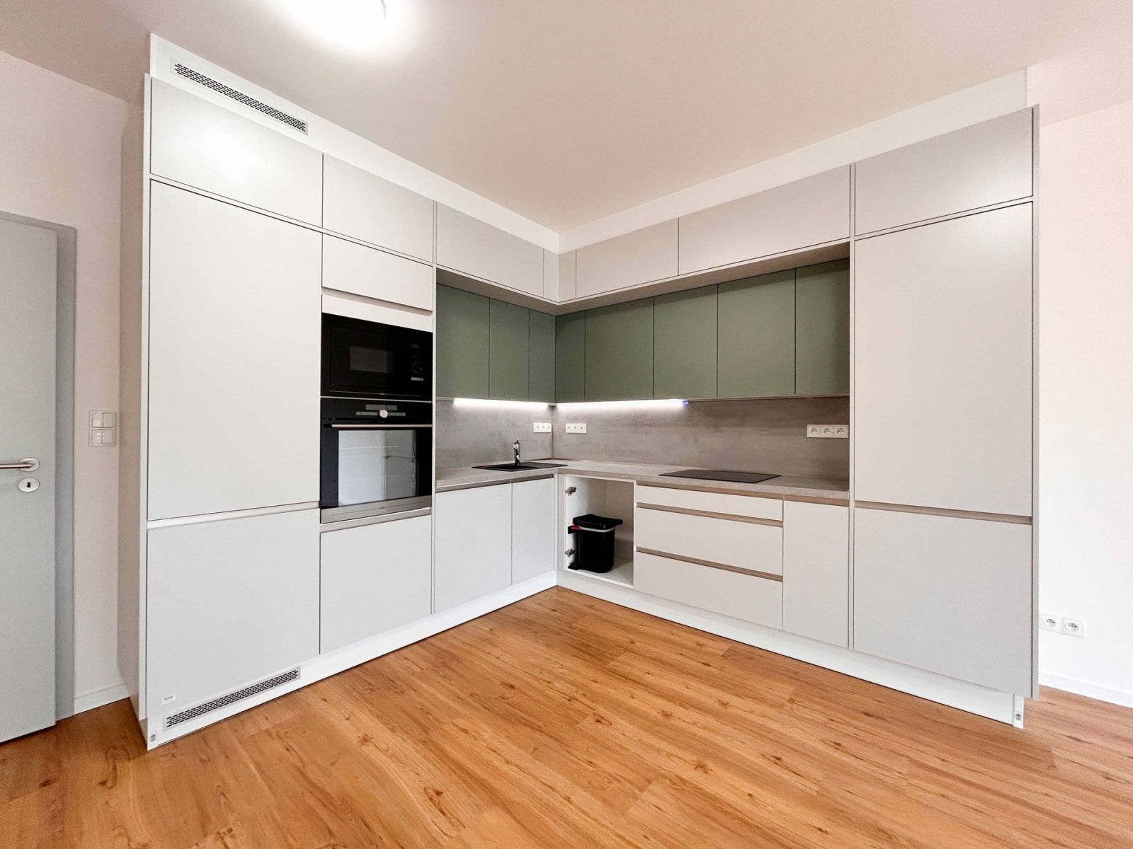 Pronájem bytu 3+kk 90 m²