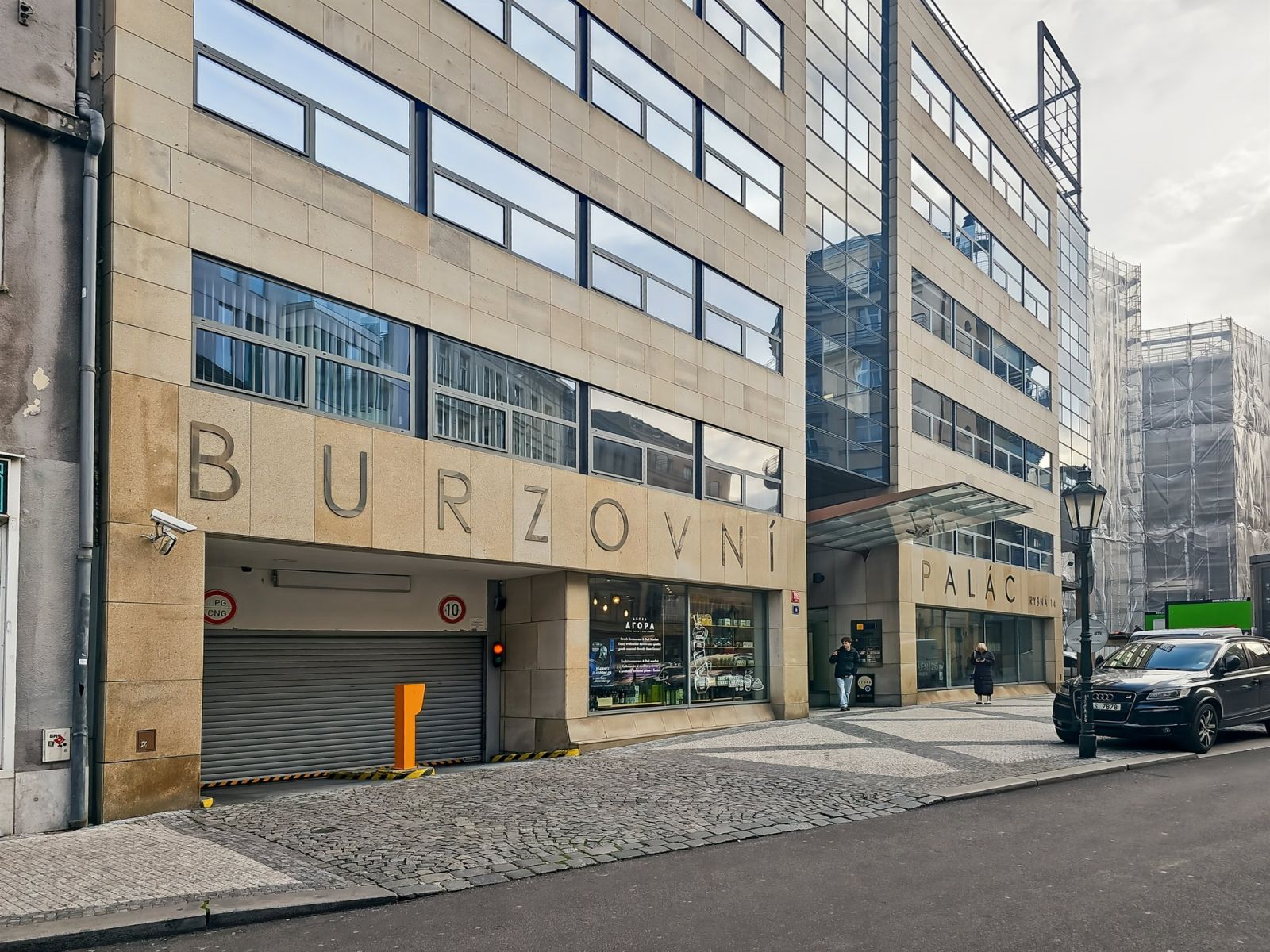 Pronájem kanceláře 110 m² — photo 2