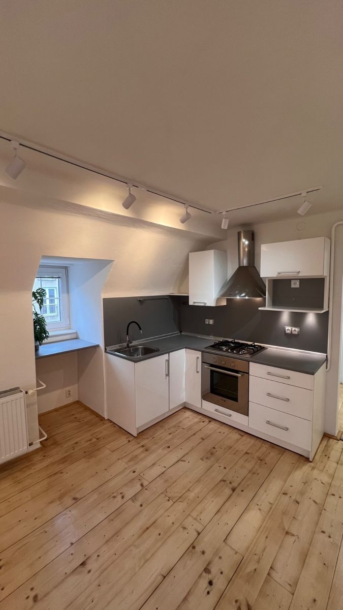 Pronájem bytu 2+kk 45 m²
