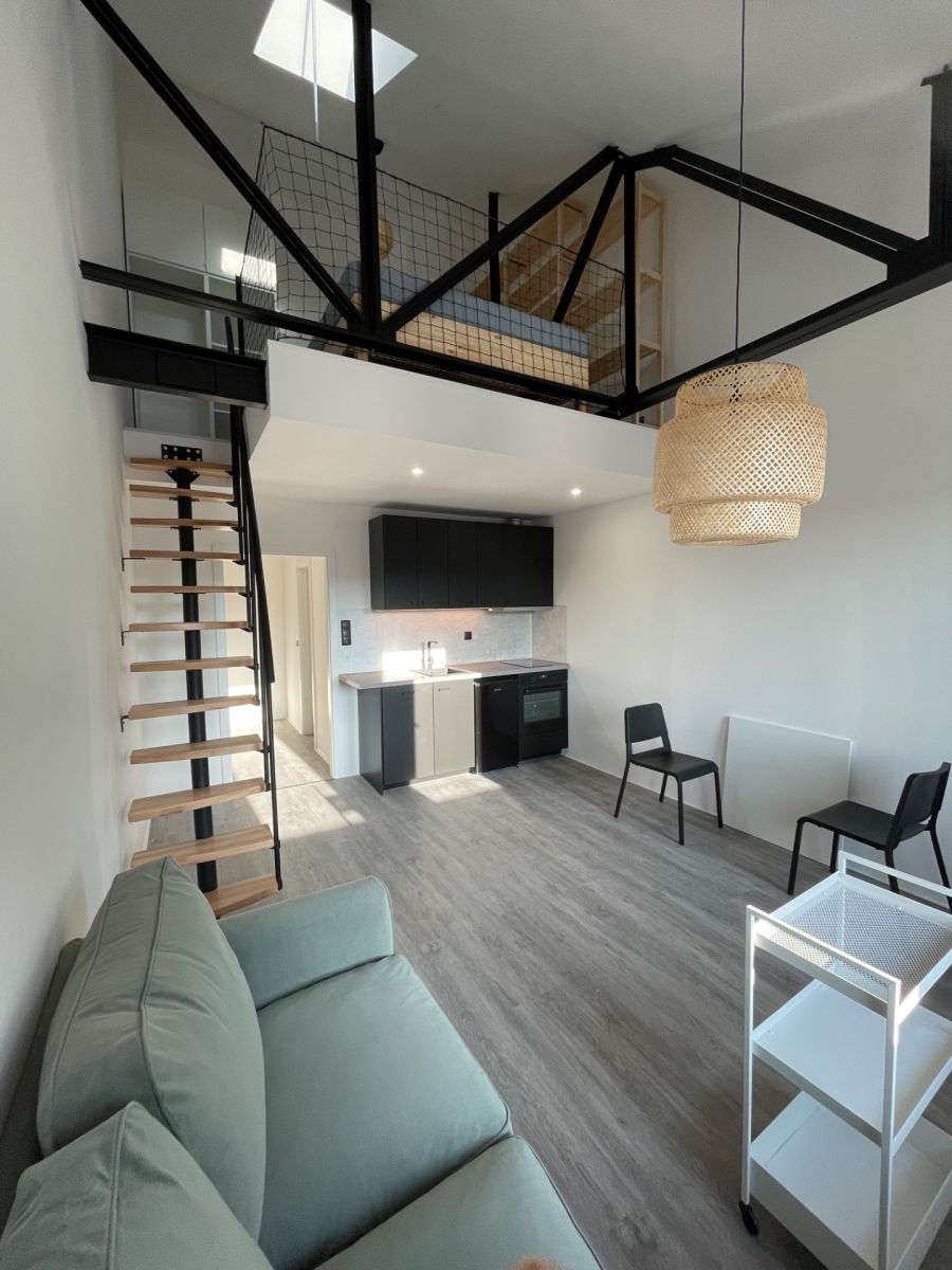 Pronájem bytu 1+kk 40 m²