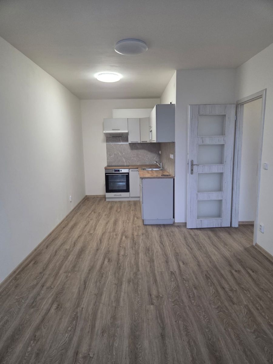 Pronájem bytu 2+kk 40 m²