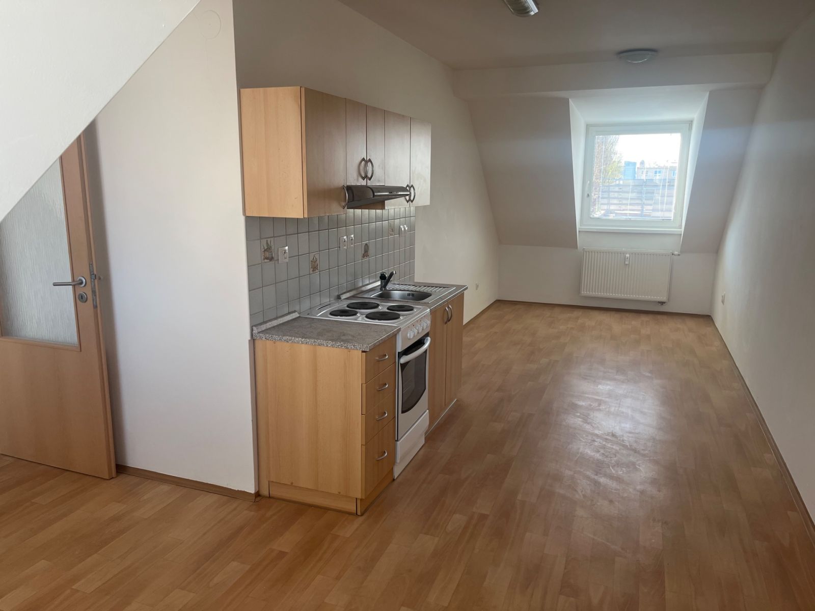 Pronájem bytu 1+kk 31 m²