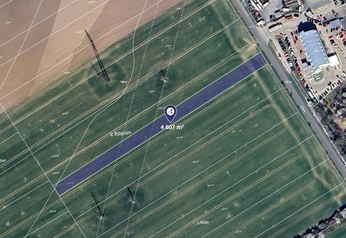 Prodej pozemku 2.304 m²