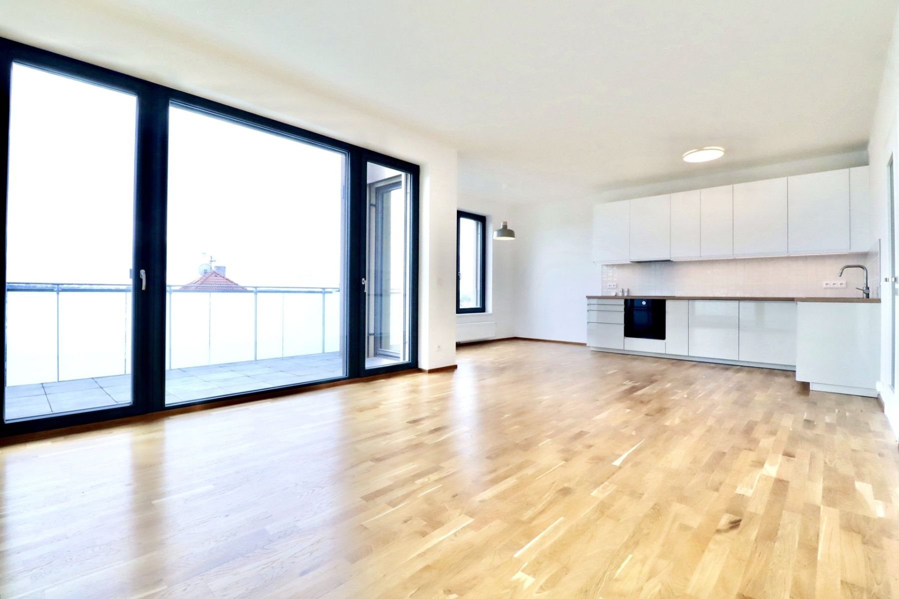Pronájem bytu 4+kk 102 m²