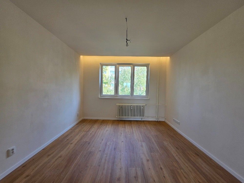 Prodej bytu 2+1 52 m², Praha – náhled fotky 14