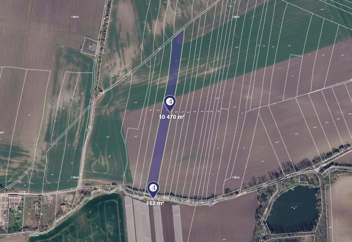 Плац, 8089 m²