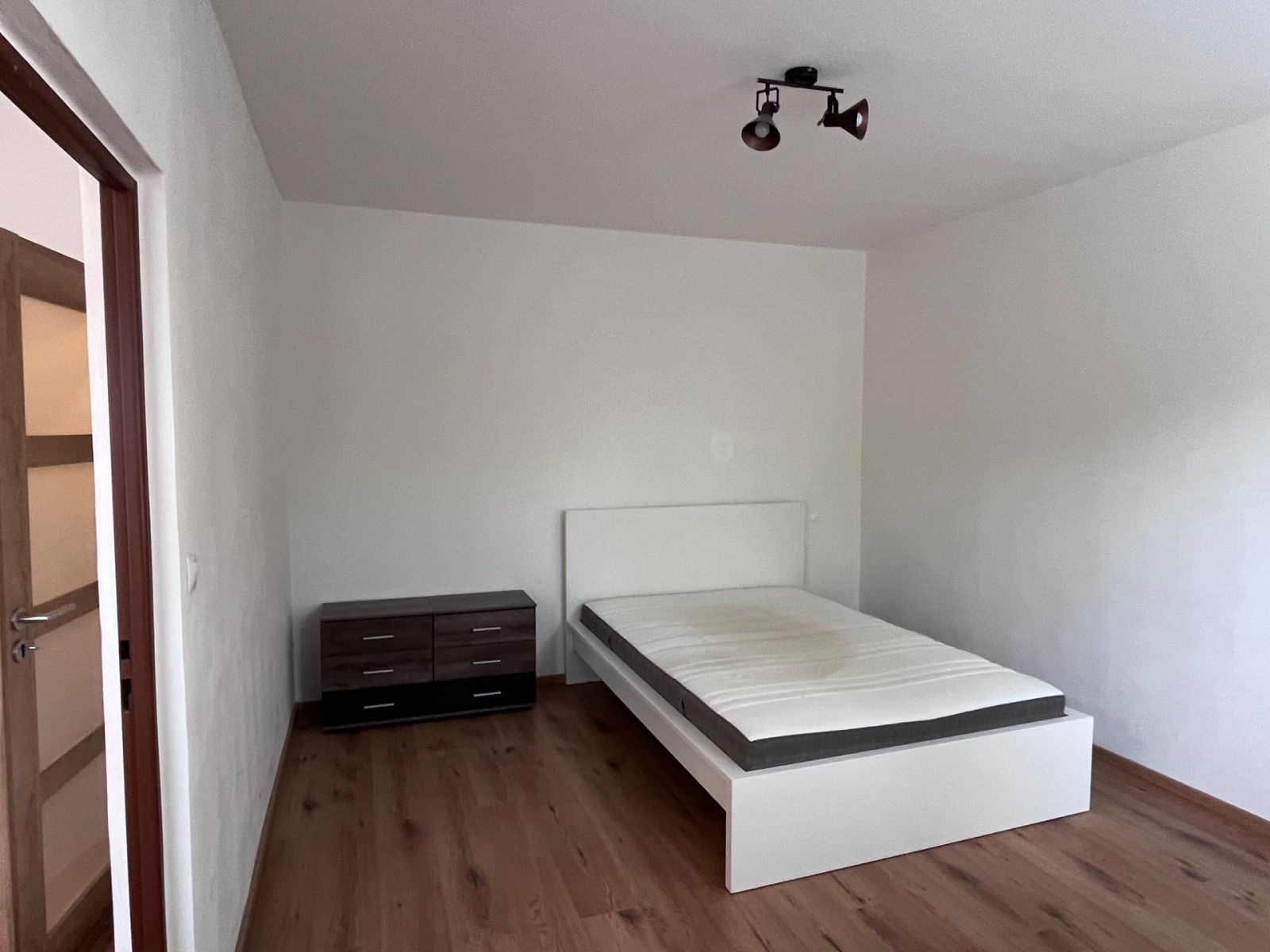 Pronájem bytu 2+kk 36 m² — photo 4