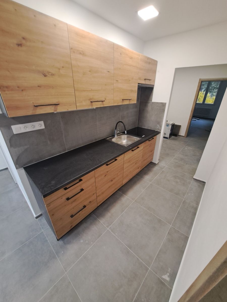 Pronájem bytu 4+1 84 m²
