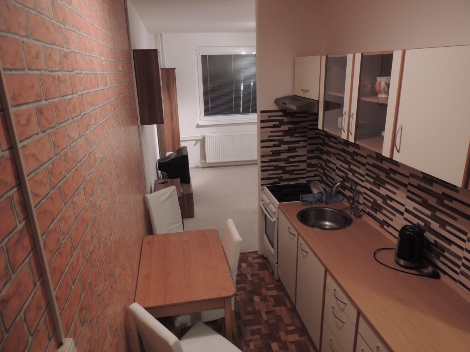 Pronájem bytu 1+kk 28 m²