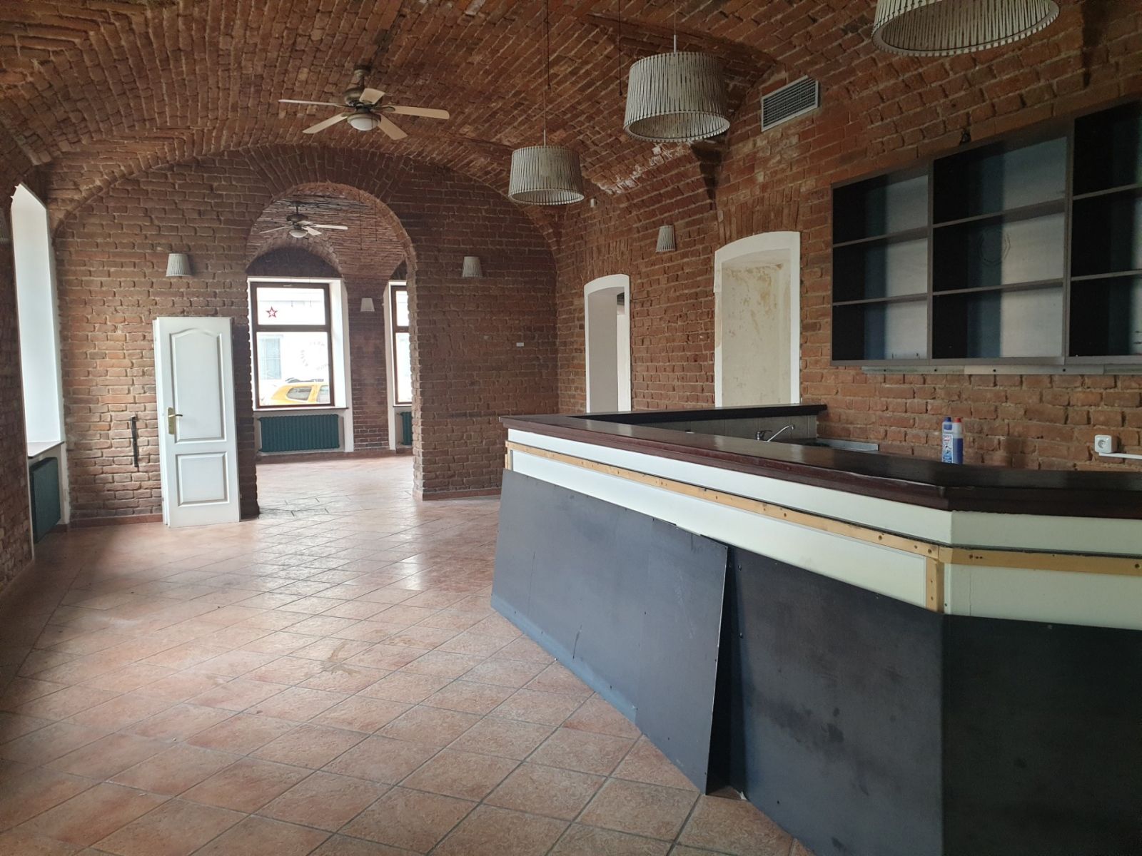 Prodej nebytového prostoru 292 m² — photo 3