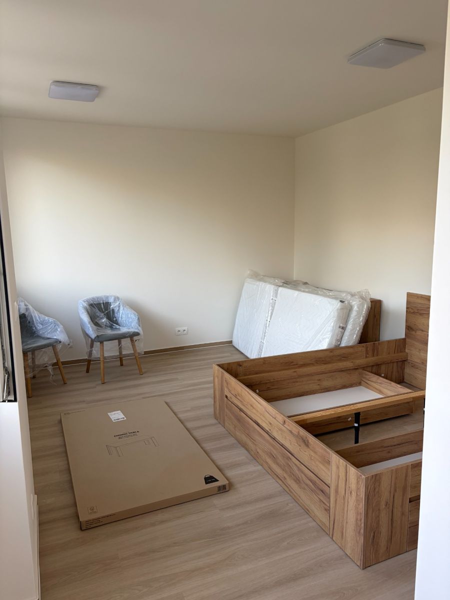 Pronájem bytu 1+kk 35 m²