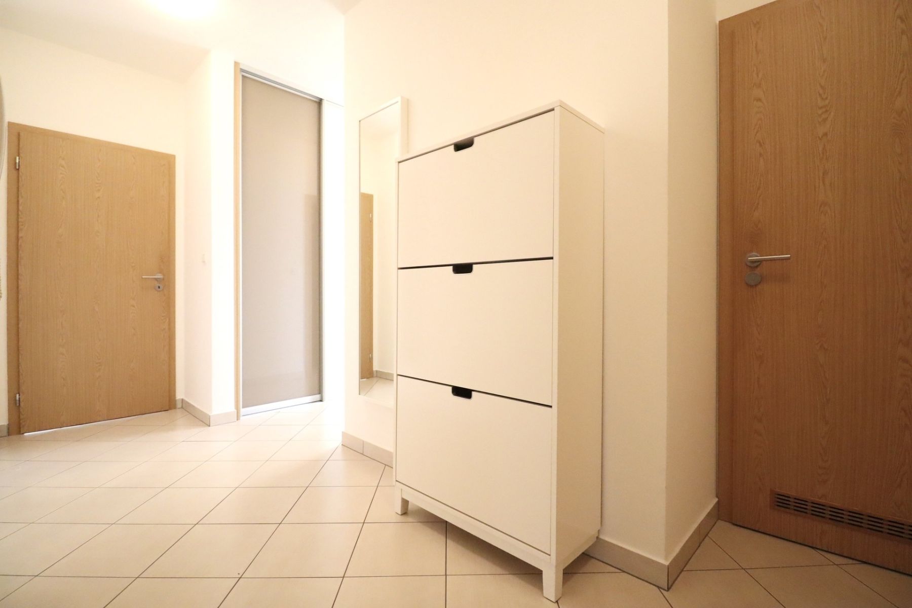 Pronájem bytu 2+kk 67 m², Praha – náhled fotky 14