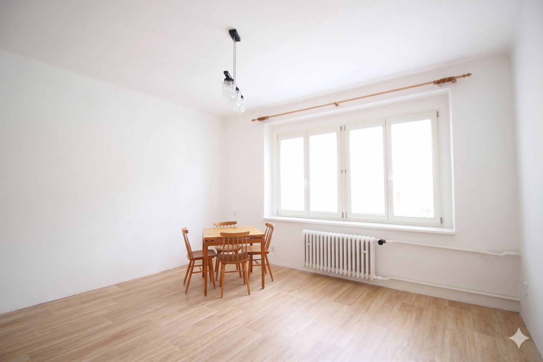 Pronájem bytu 4+kk 90 m²