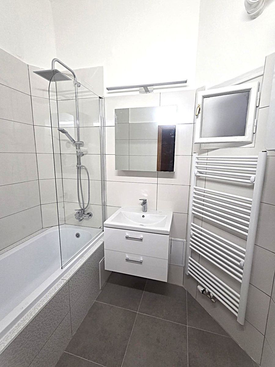 U Havlíčkových sadů, Praha - Vinohrady – fotografie 4