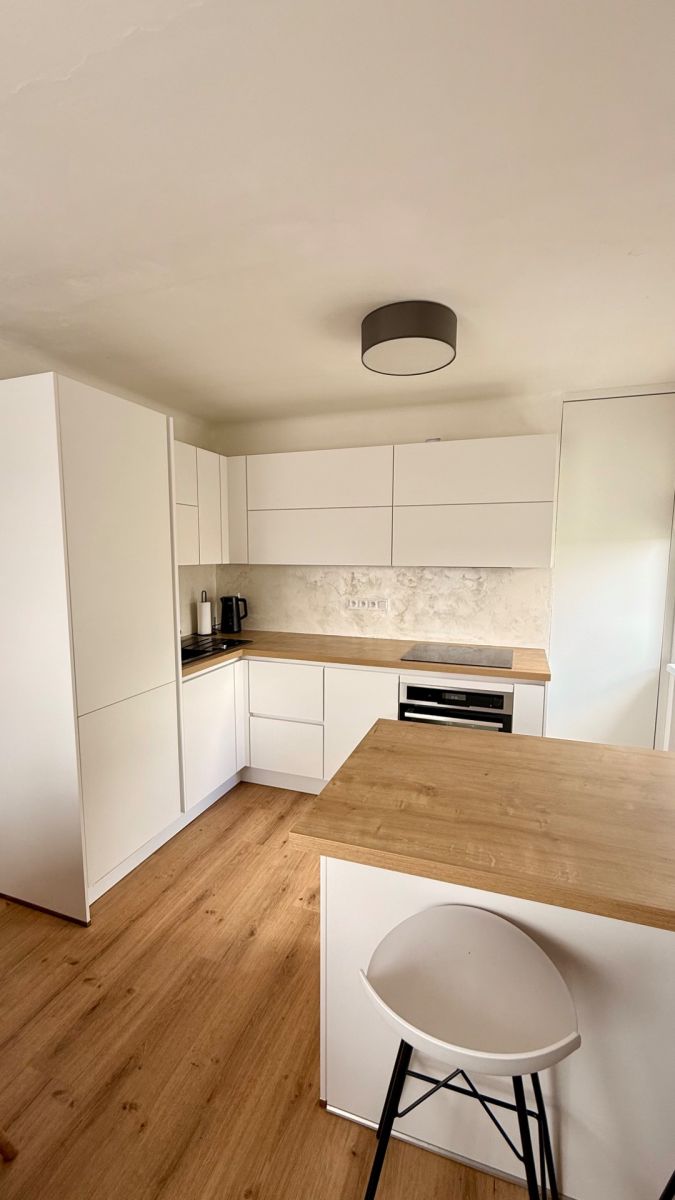 Pronájem bytu 2+kk 66 m²