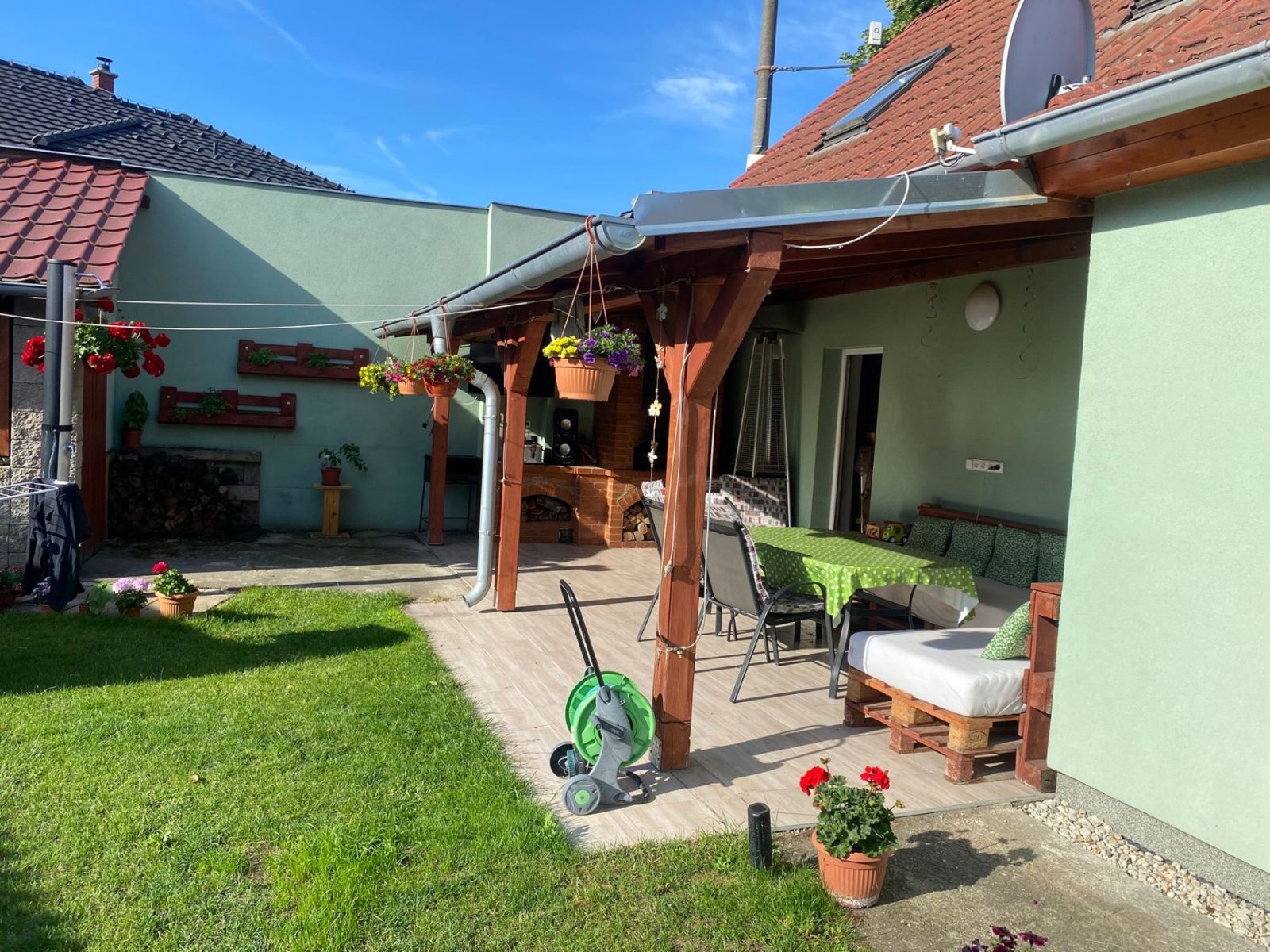 Prodej domu 110 m², pozemek 80 m² — photo 2
