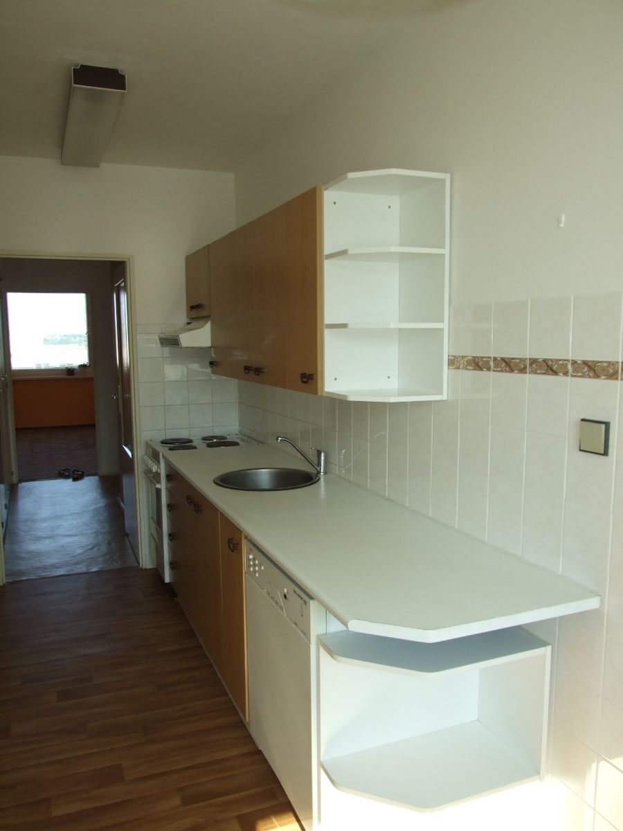Pronájem bytu 3+1 71 m² — photo 2