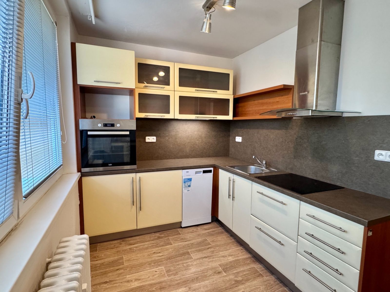 Pronájem bytu 2+kk 60 m²