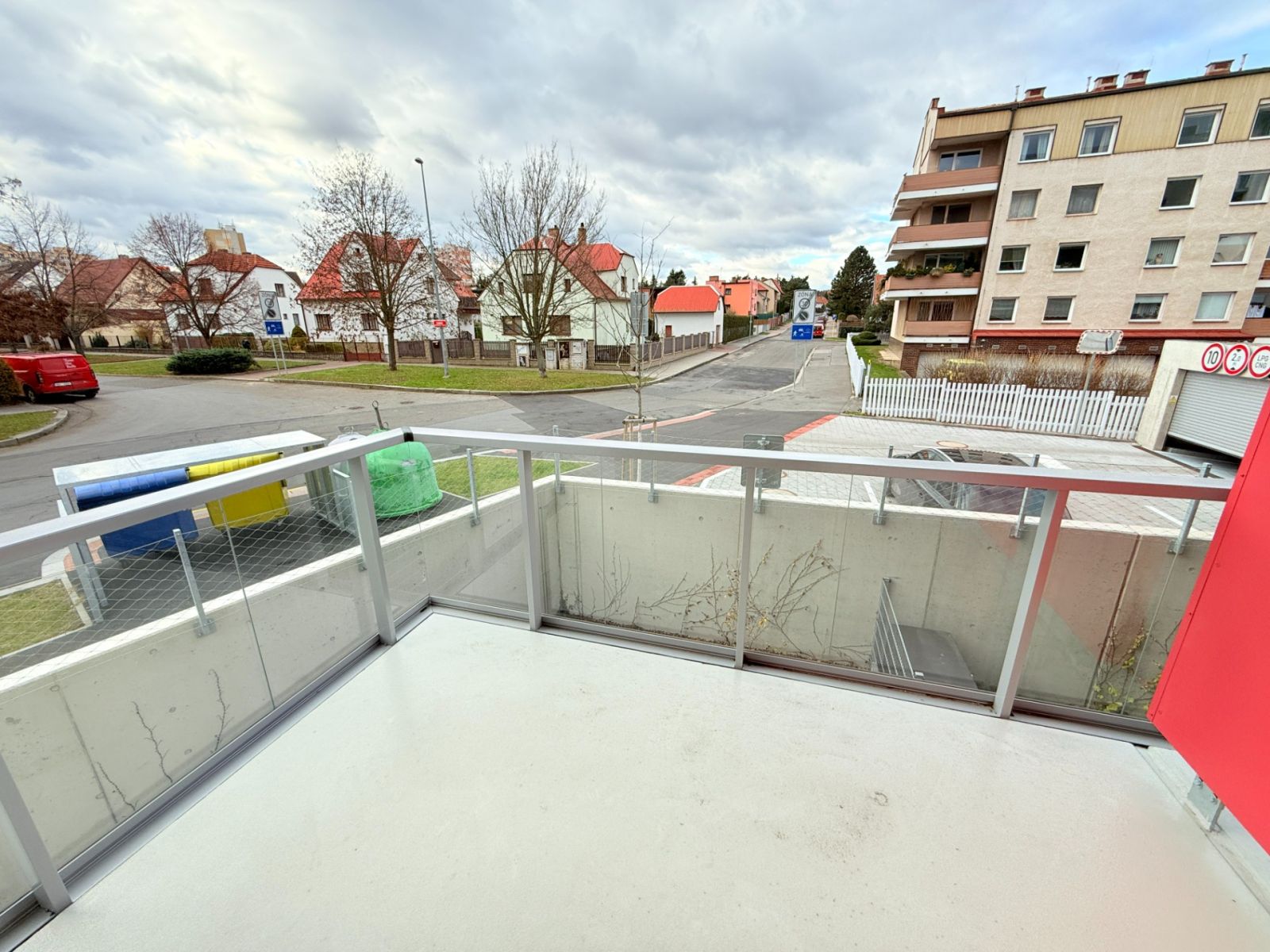 Pronájem bytu 3+kk 67 m² — photo 5
