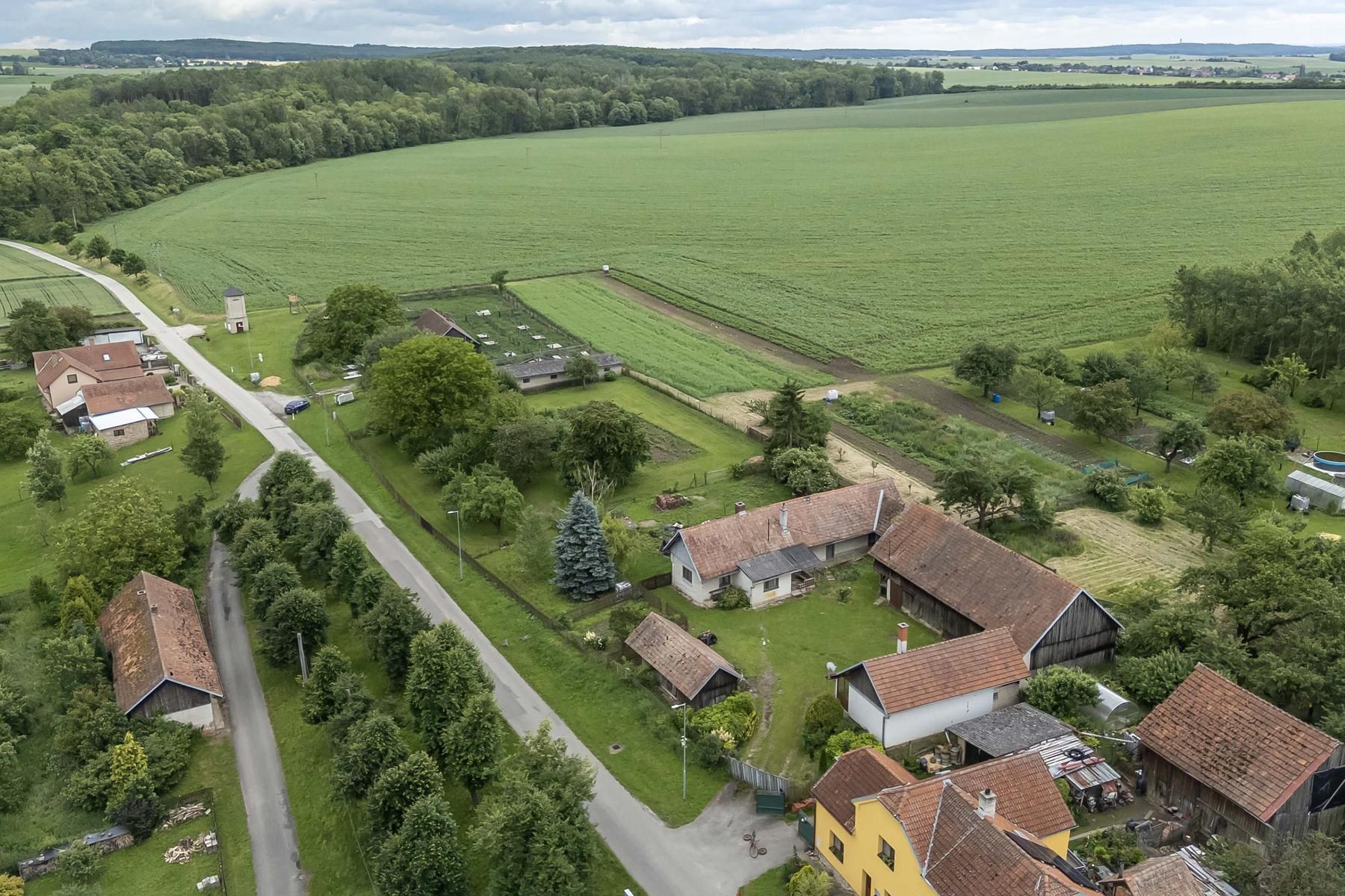 Prodej domu 196 m², pozemek 3.601 m² — photo 2