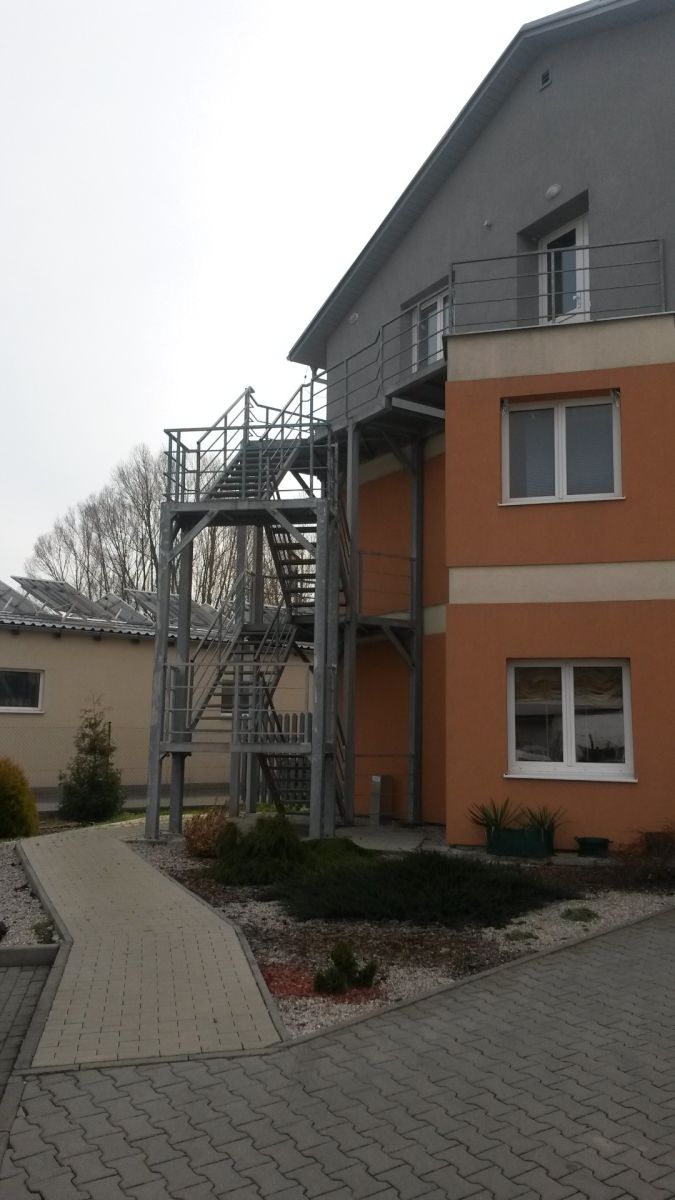 Pronájem bytu 1+kk 28 m²