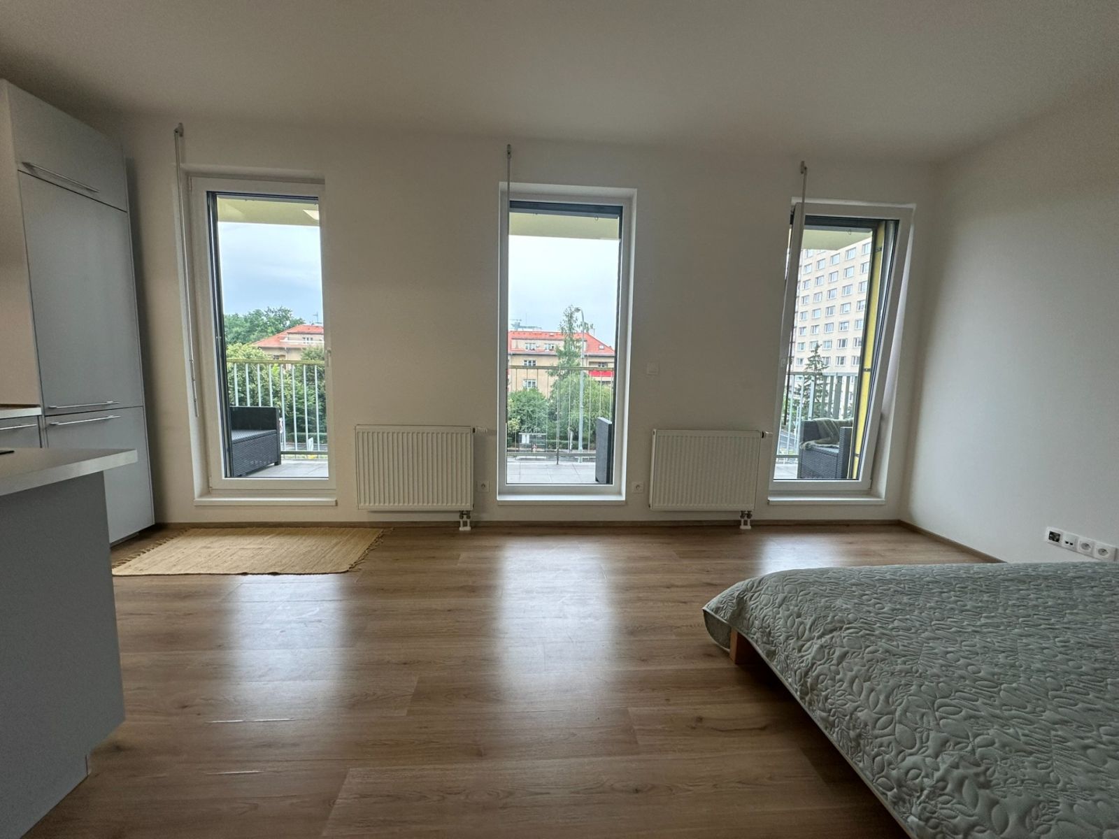 Pronájem bytu 1+kk 28 m² — photo 3