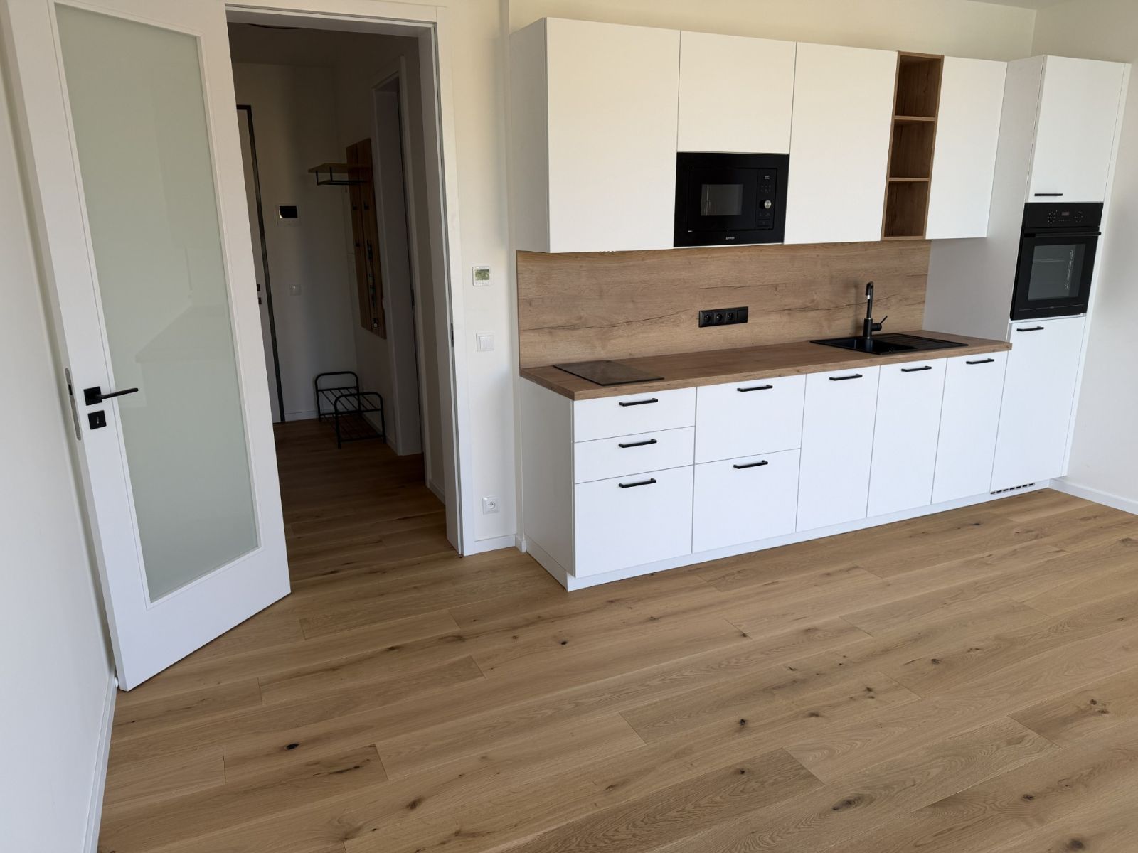 Pronájem bytu 1+kk 32 m² — photo 5
