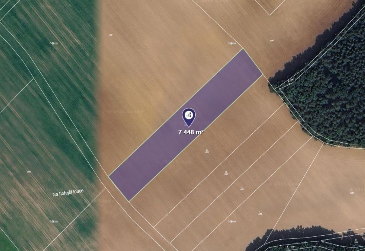 Prodej pozemku 7.448 m²