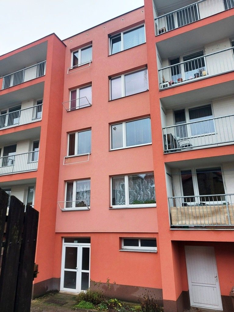 Pronájem bytu 2+kk 42 m² — photo 2