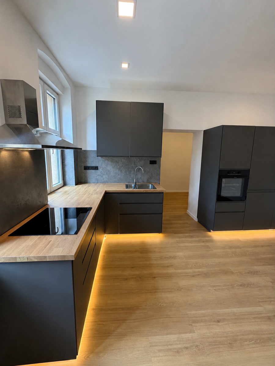 Prodej bytu 2+kk 43 m² — photo 3