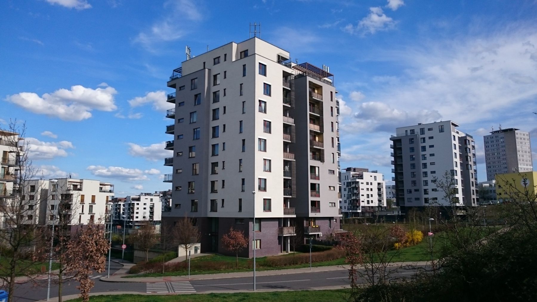 Pronájem bytu 3+kk 86 m² — photo 3