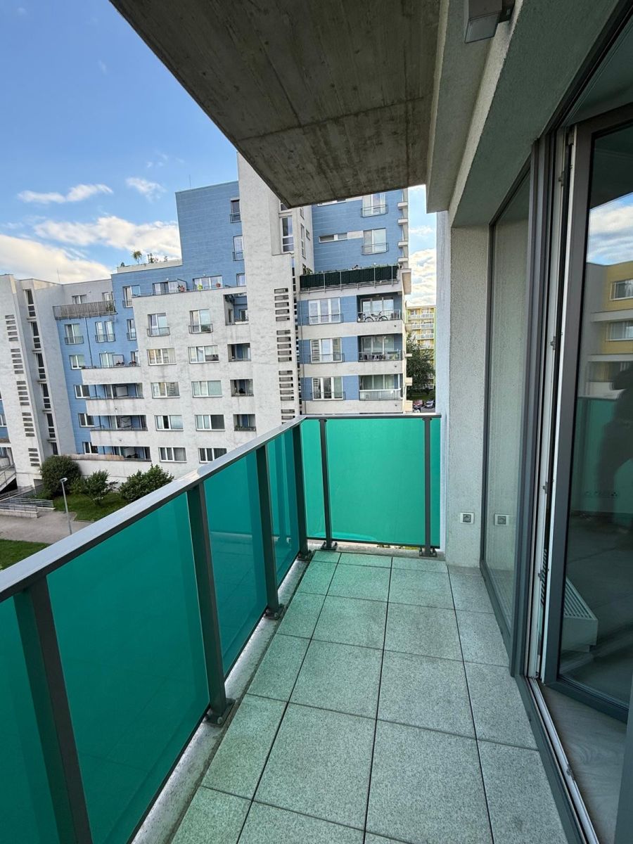 Pronájem bytu 2+kk 42 m² — photo 4