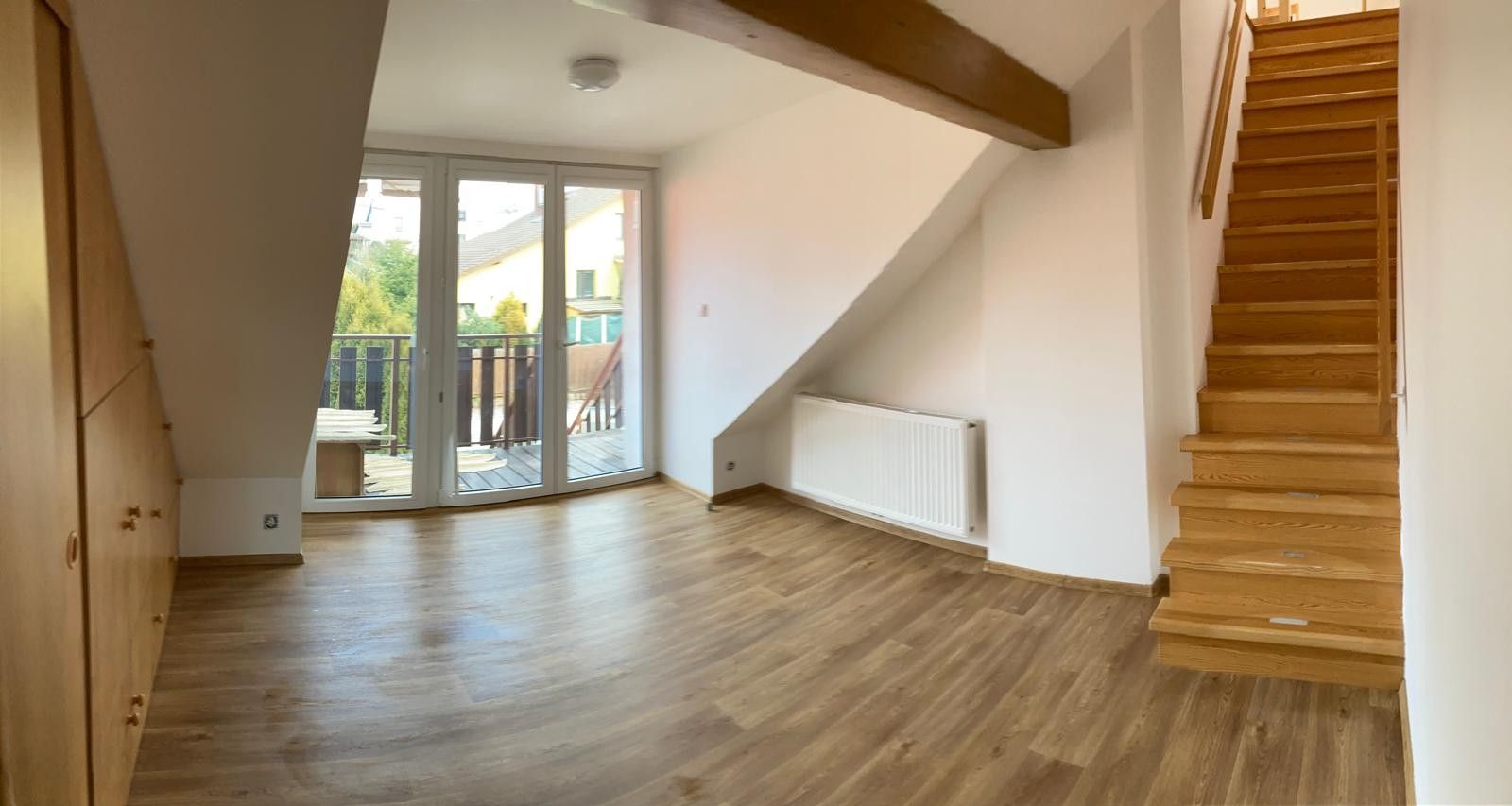 Pronájem bytu 5+kk 126 m² — photo 2