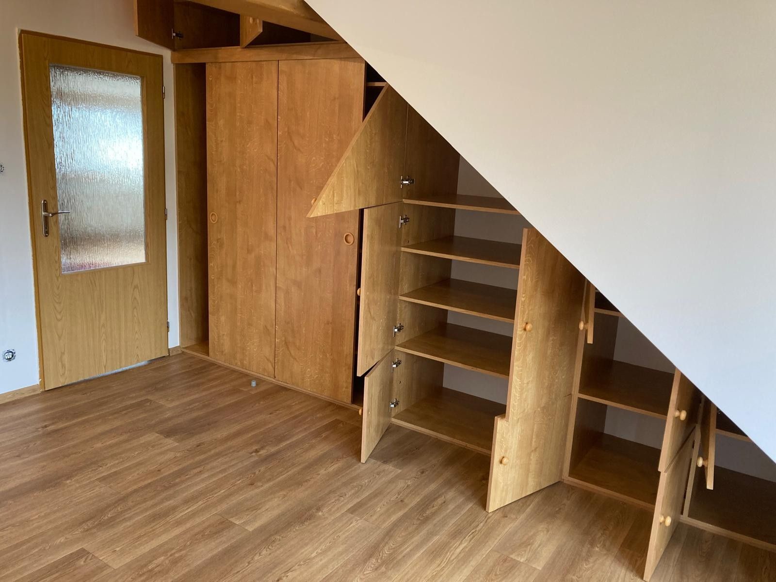Pronájem bytu 5+kk 126 m² — photo 3