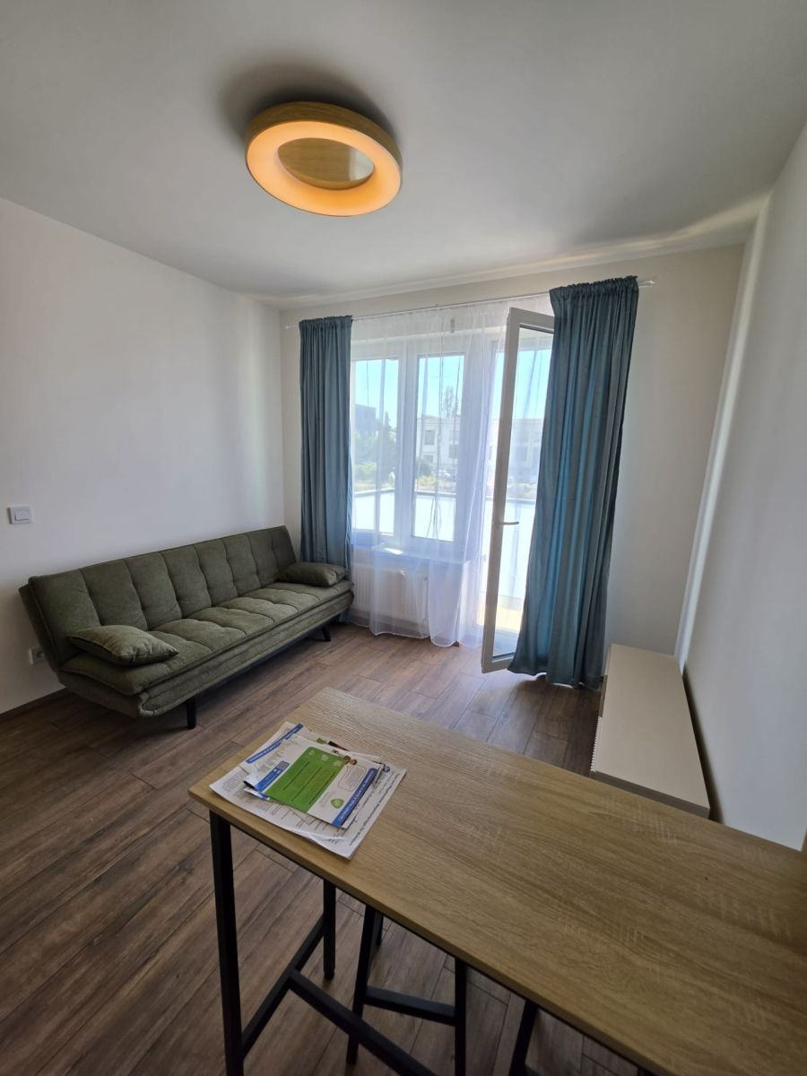 Pronájem bytu 1+kk 32 m² — photo 2