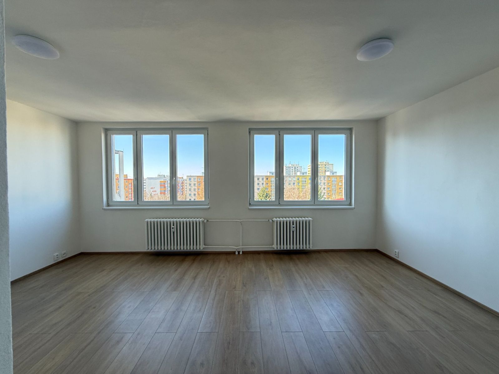 Pronájem bytu 1+kk 40 m² — photo 3