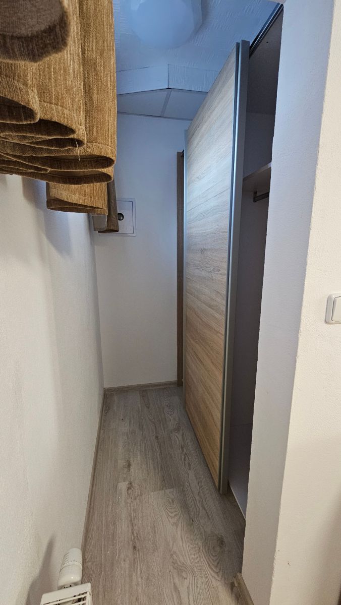 Pronájem kanceláře 55 m² — photo 5