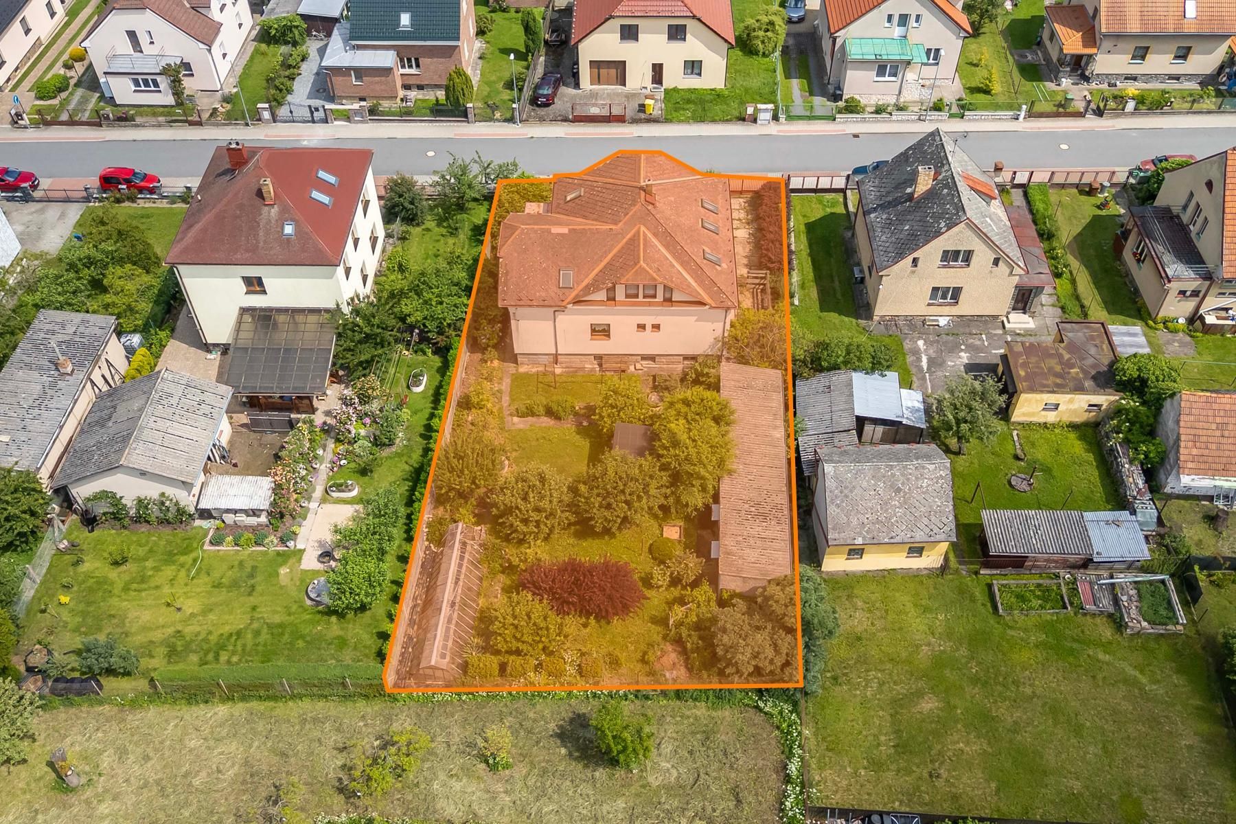 Prodej domu 270 m², pozemek 784 m² — photo 2