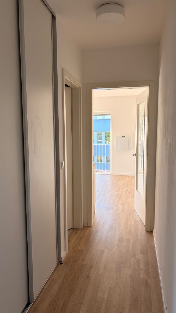 Pronájem bytu 2+kk 43 m² — photo 3