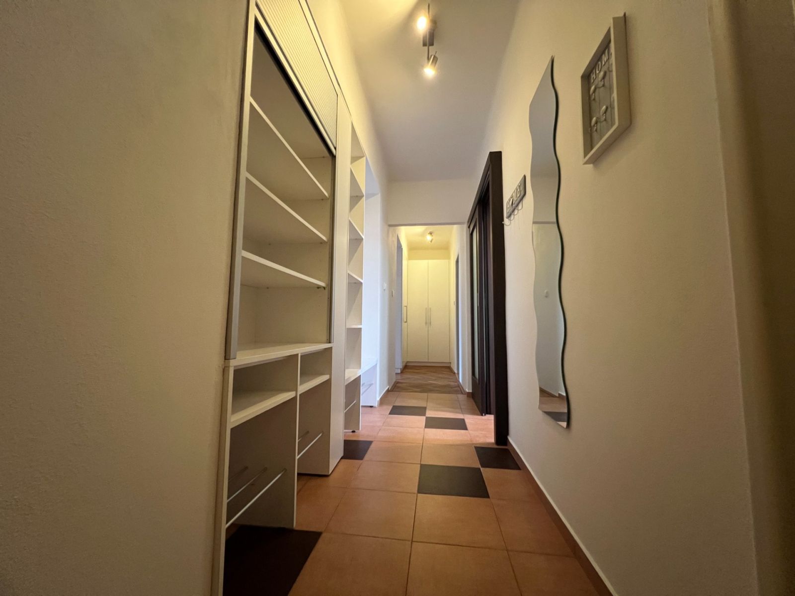 Pronájem bytu 2+1 51 m² — photo 3