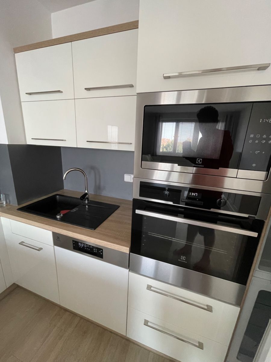 Pronájem bytu 2+kk 51 m² — photo 3