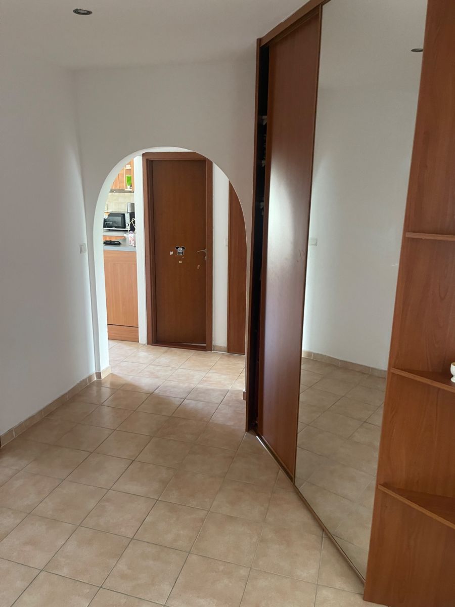 Prenájom bytu 4-izbový 83 m² — photo 3