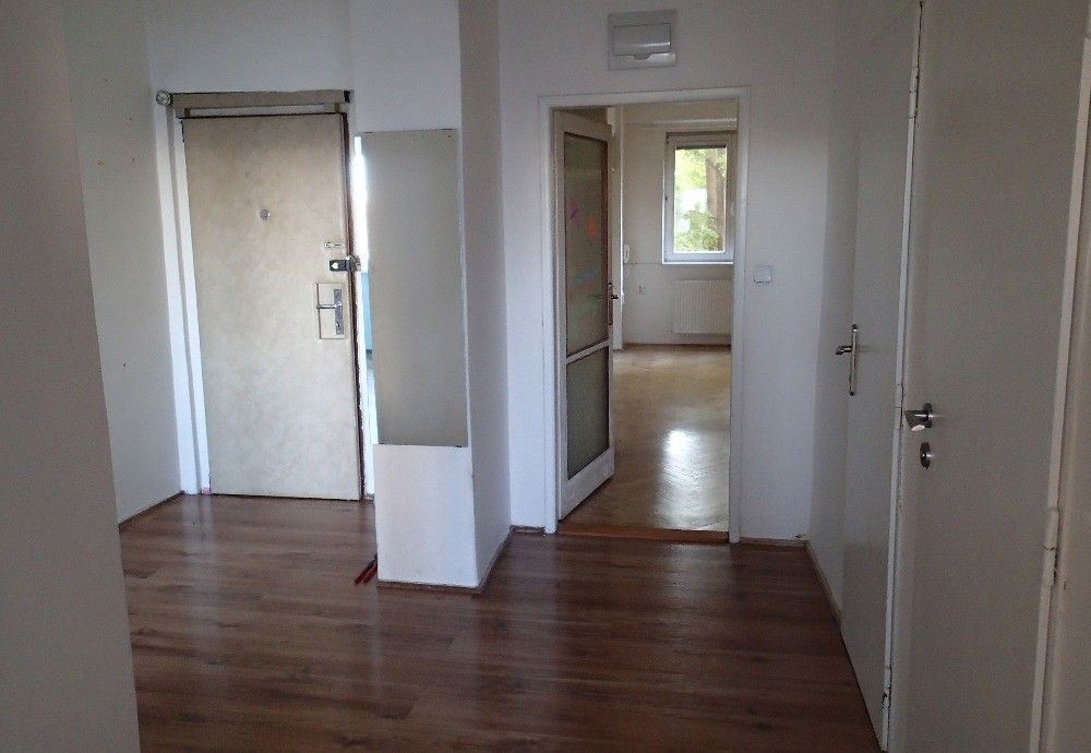 Pronájem bytu 2+1 61 m² — photo 3