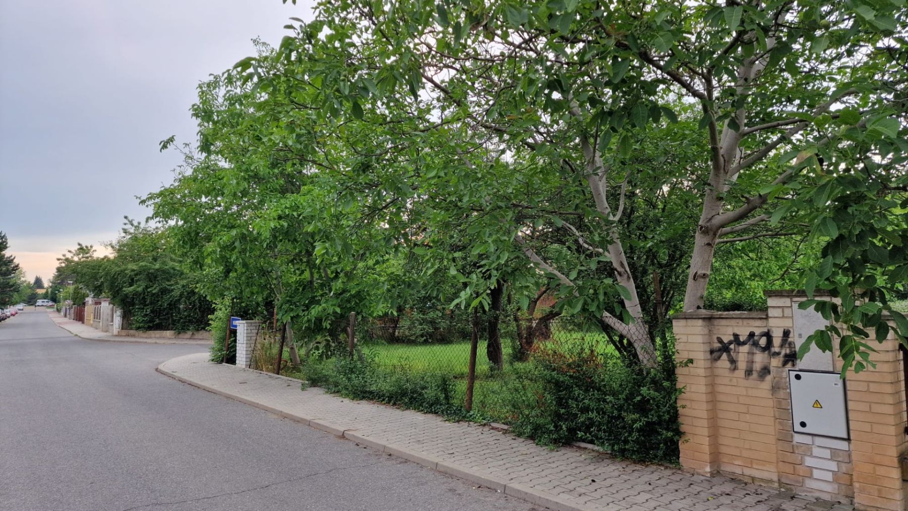 Prodej pozemku 672 m² — photo 3
