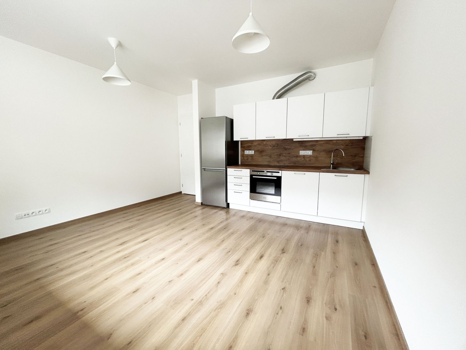 Pronájem bytu 2+kk 48 m² — photo 3