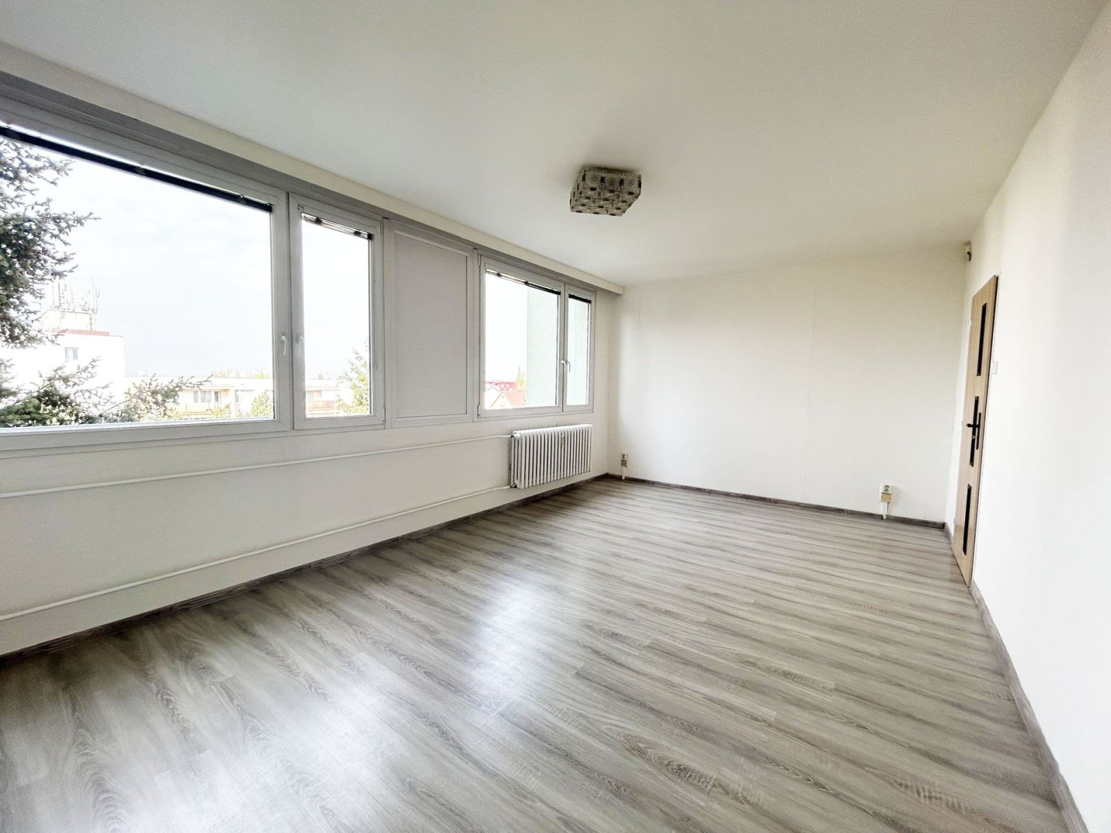 Pronájem bytu 1+kk 34 m² — photo 3